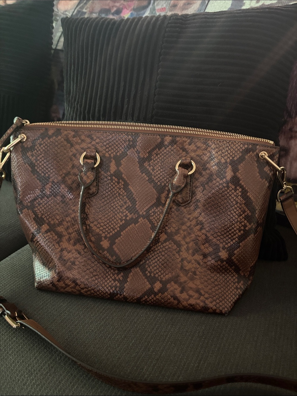 Michael Kors elson large convertible satchel vegan leather crossbody strap